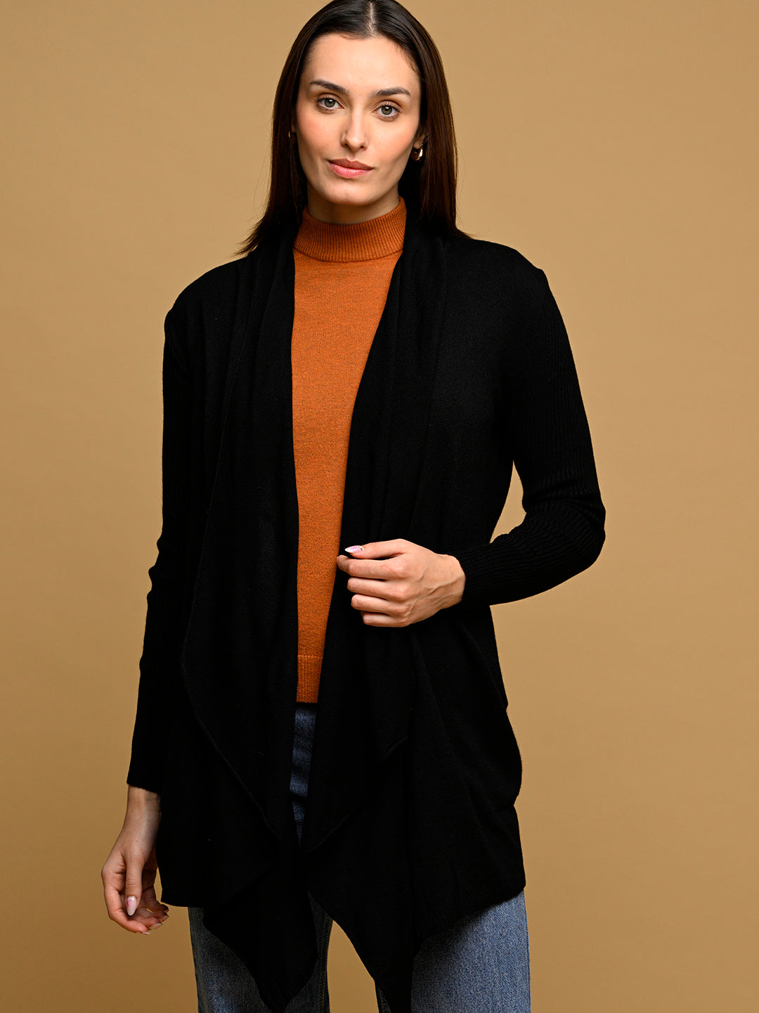 Virsa Savannah shrug