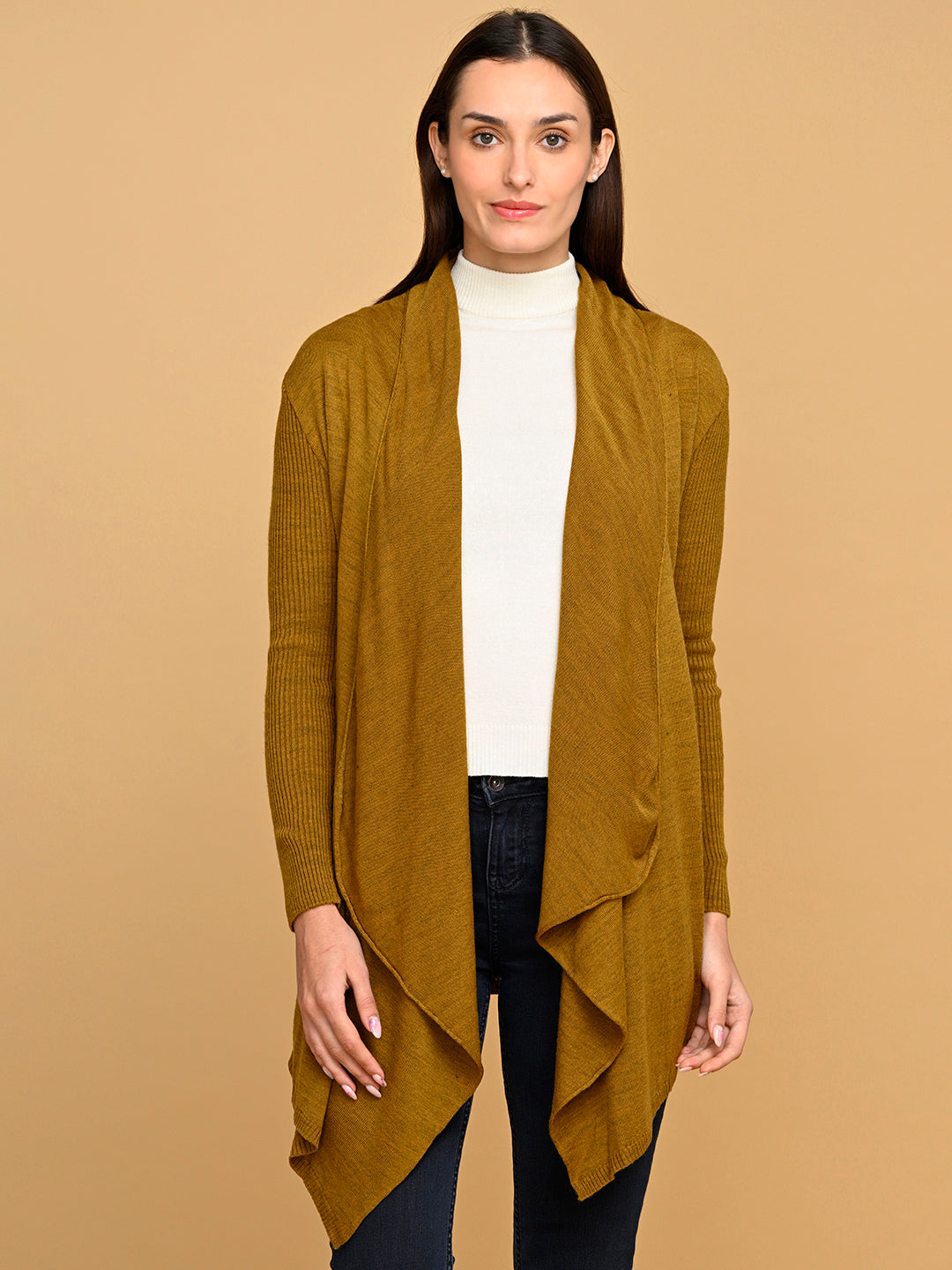 Virsa Savannah shrug