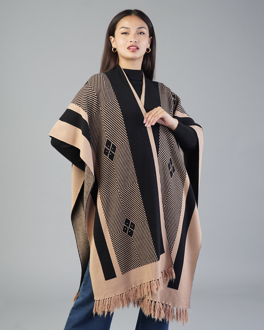 Odette Jacquard Poncho