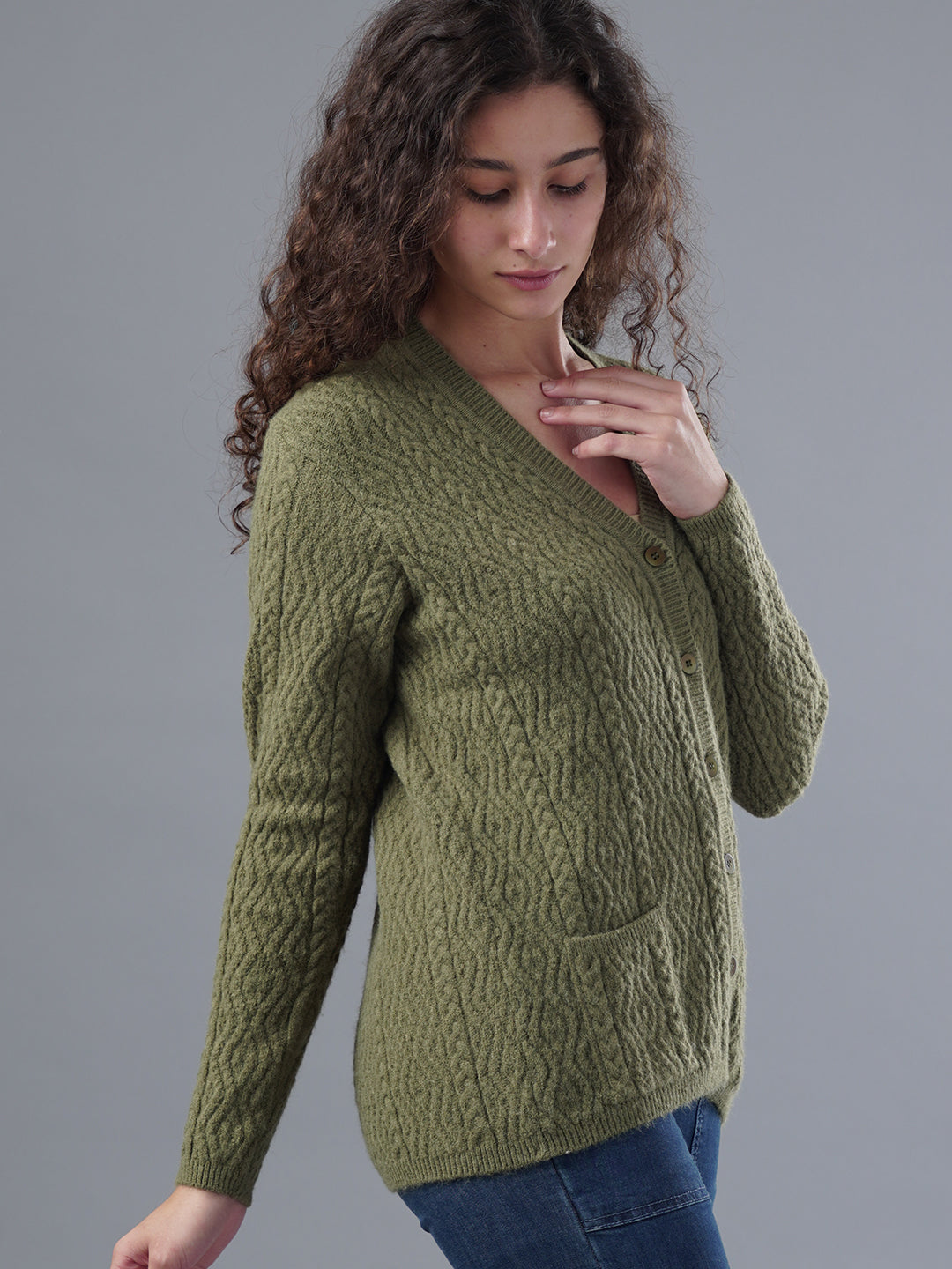 Virsa Classic V-Neck Cardigan