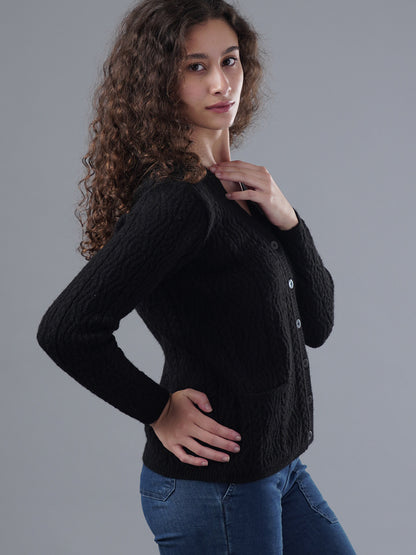 Virsa Classic V-Neck Cardigan