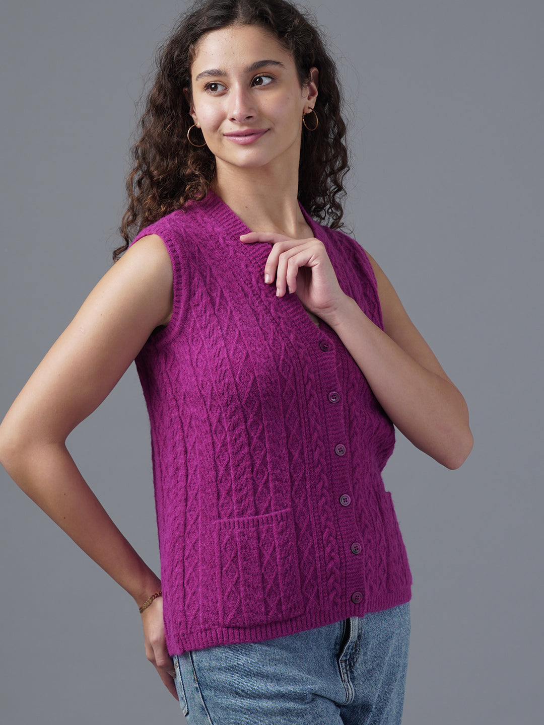 Virsa Timeless Cable Knit V-Neck Vest cardigan