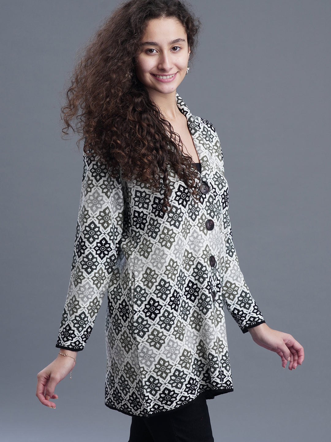  Inaaya Long Knit Cardigan