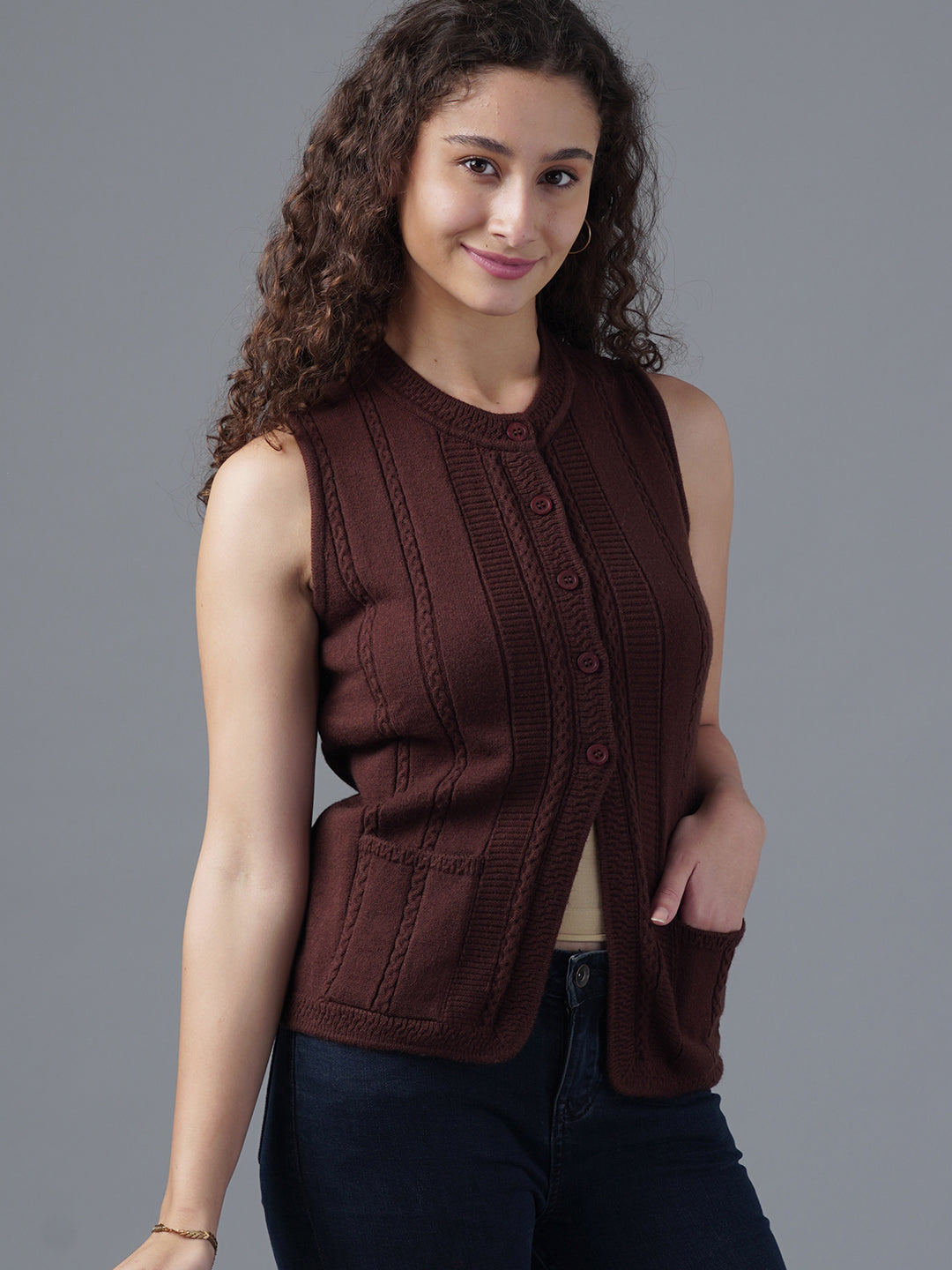 Virsa Cable Knit Sleeveless Cardigan