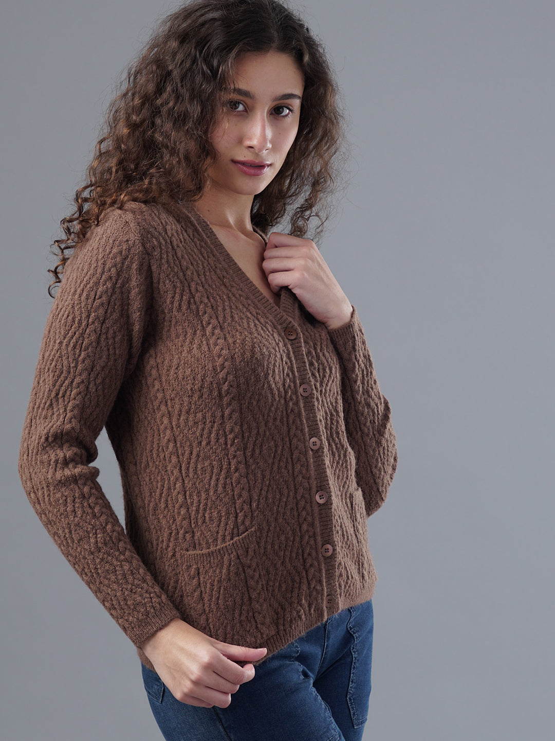 Virsa Classic V-Neck Cardigan