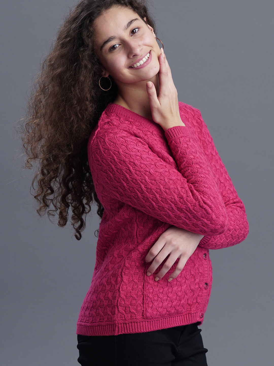 Noir Knit V-Neck CARDIGAN