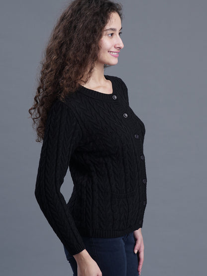 Classic Knit Round-Neck CARDIGAN