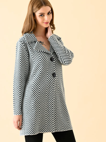 Minimalist Buttoned Knit Overcoat