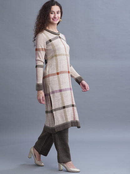 Inaaya Jacquard Casual Set