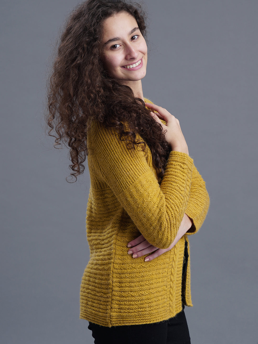  Everyday Bloom Round-Neck Cardigan