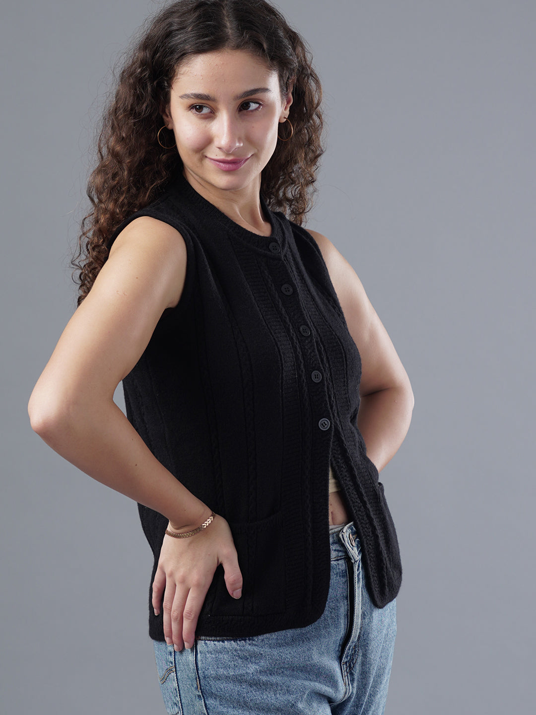 Virsa Cable Knit Sleeveless Cardigan