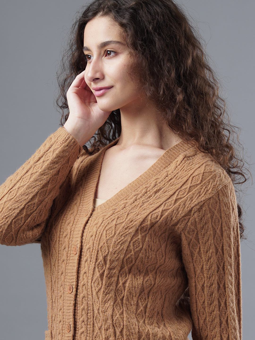 Virsa Cozy Cable Knit Cardigan