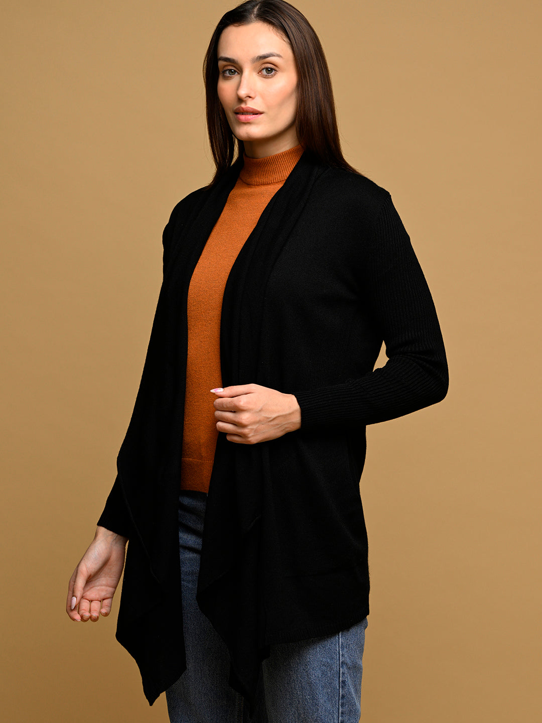 Virsa Savannah shrug