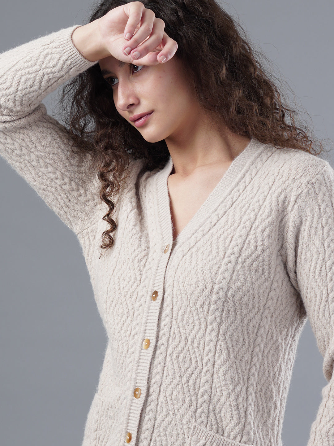 Virsa Classic V-Neck Cardigan