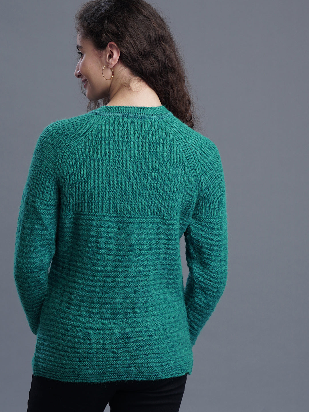  Everyday Bloom Round-Neck Cardigan