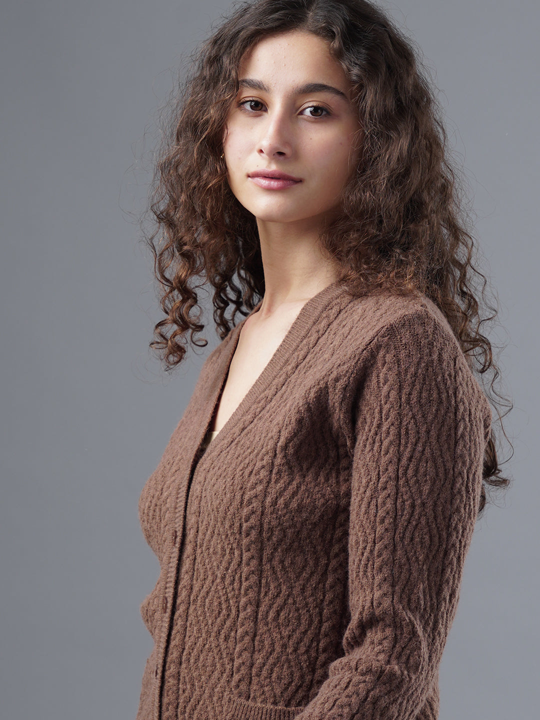 Virsa Classic V-Neck Cardigan