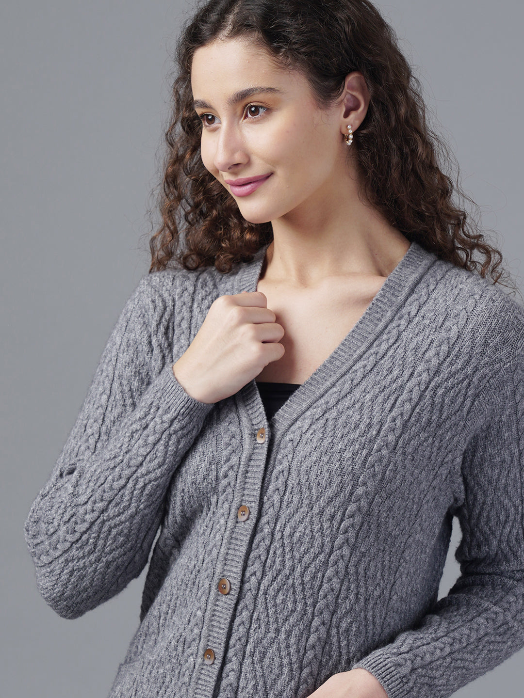 Virsa Classic V-Neck Cardigan
