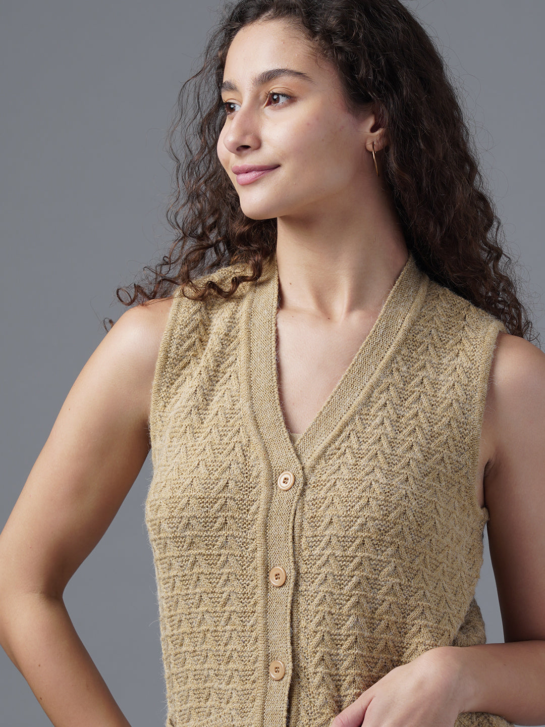 Virsa Textured V-Neck Knit Vest cardigan
