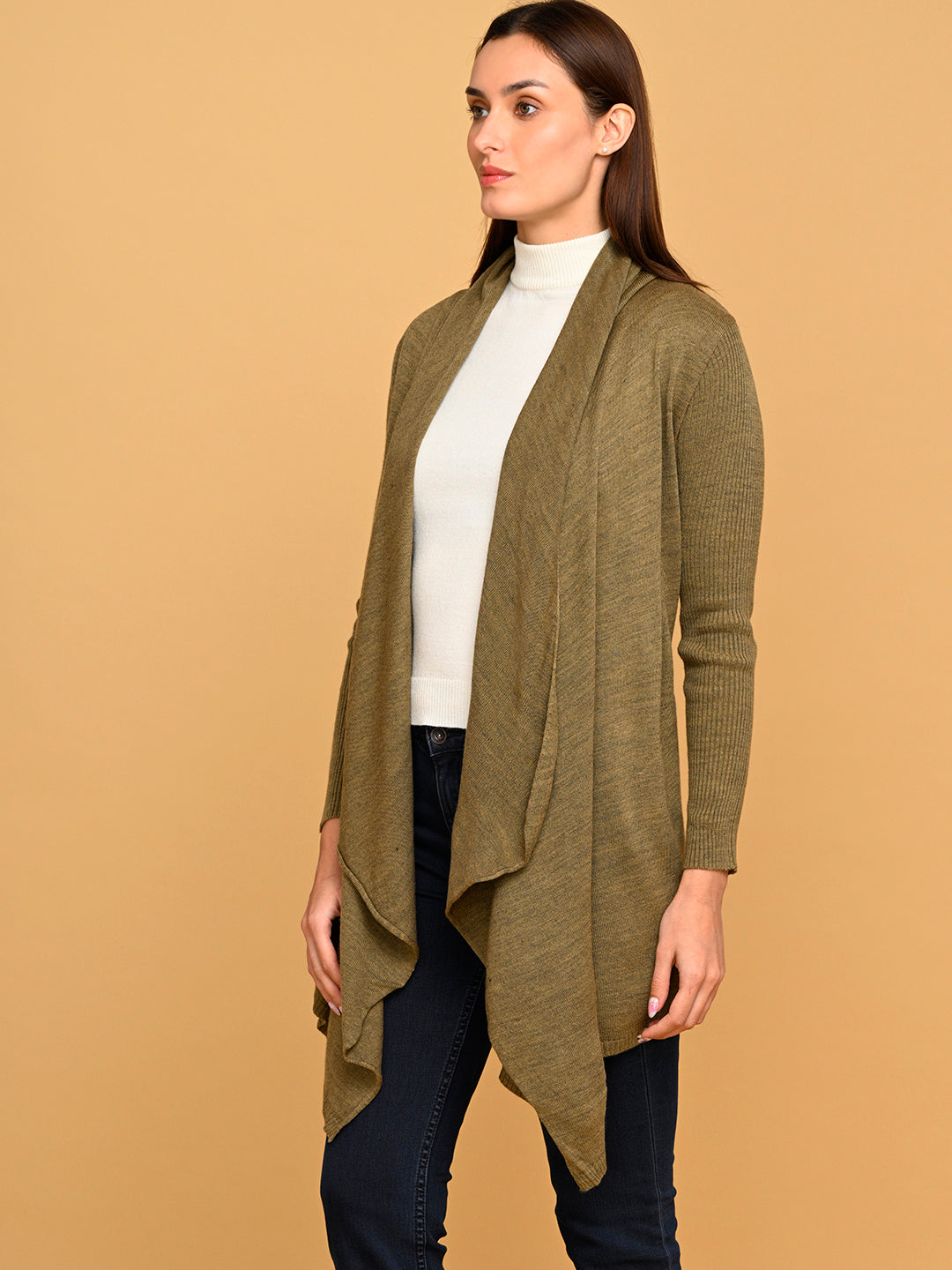 Virsa Savannah shrug