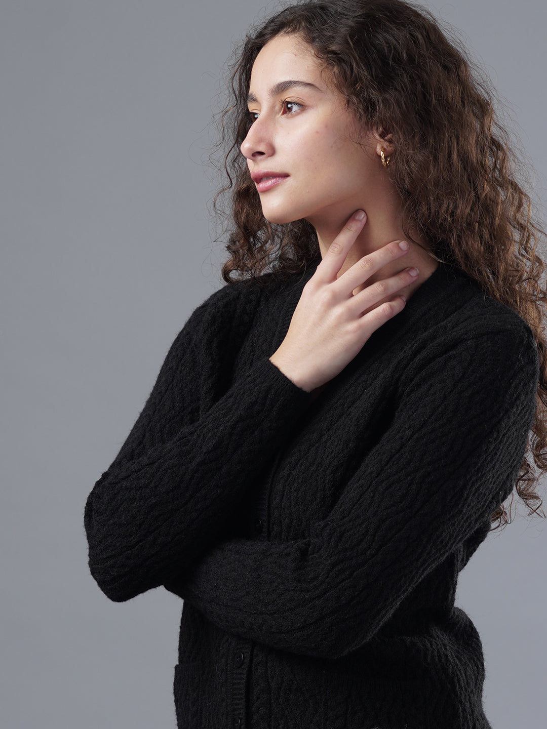 Virsa Classic V-Neck Cardigan