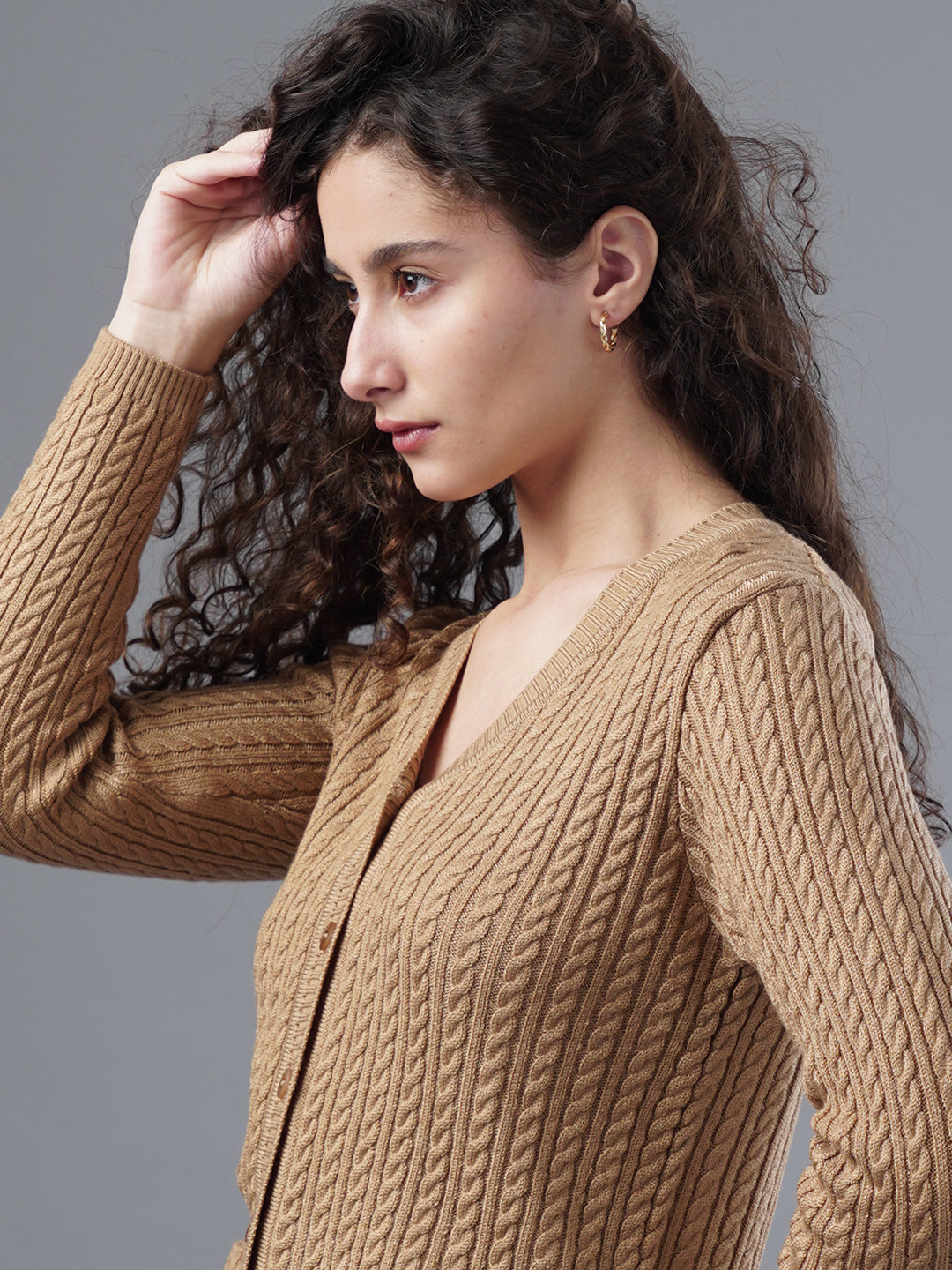 Virsa Classic V-Neck Cable Knit Cardigan