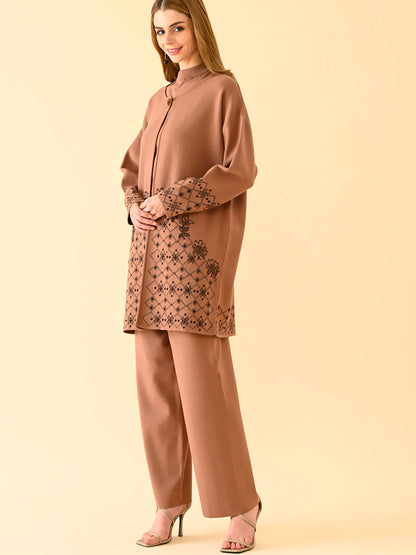 Contemporary Monotone Co-Ord Set