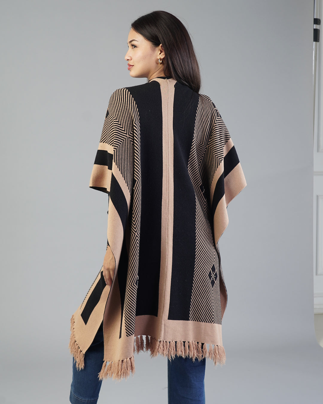 Odette Jacquard Poncho