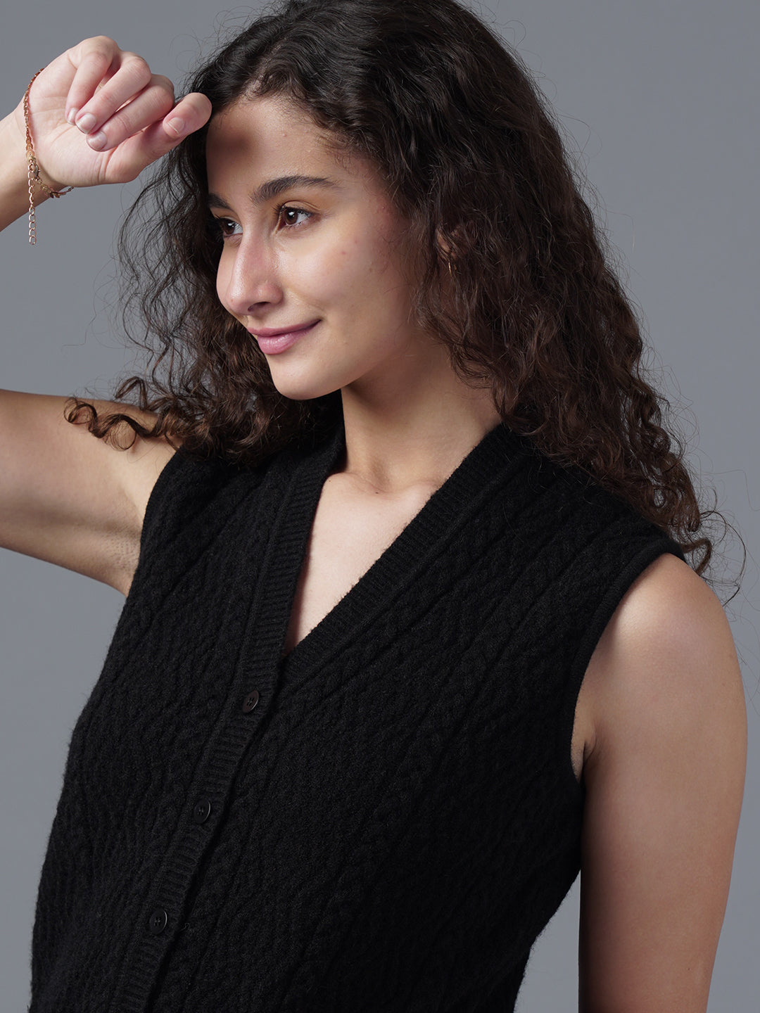 Virsa Textured Knit Sleeveless Vest Cardigan