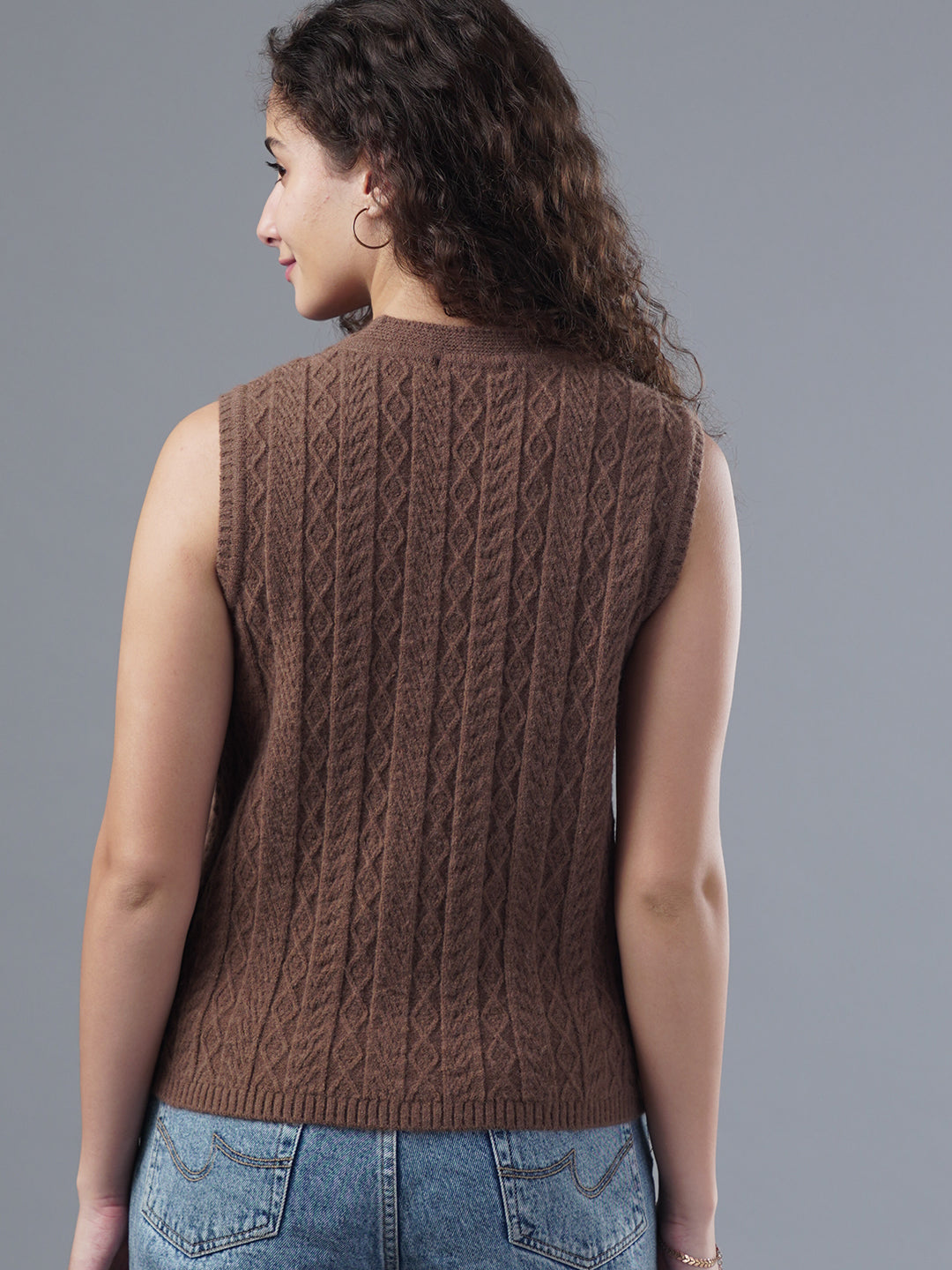 Virsa Timeless Cable Knit V-Neck Vest cardigan