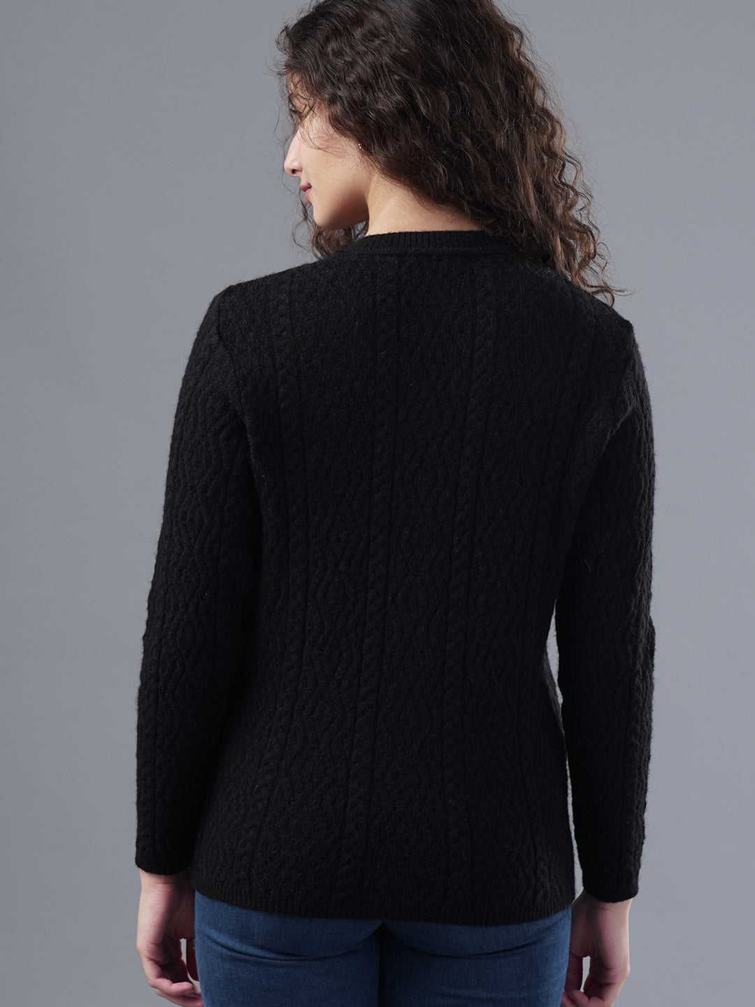 Virsa Classic V-Neck Cardigan