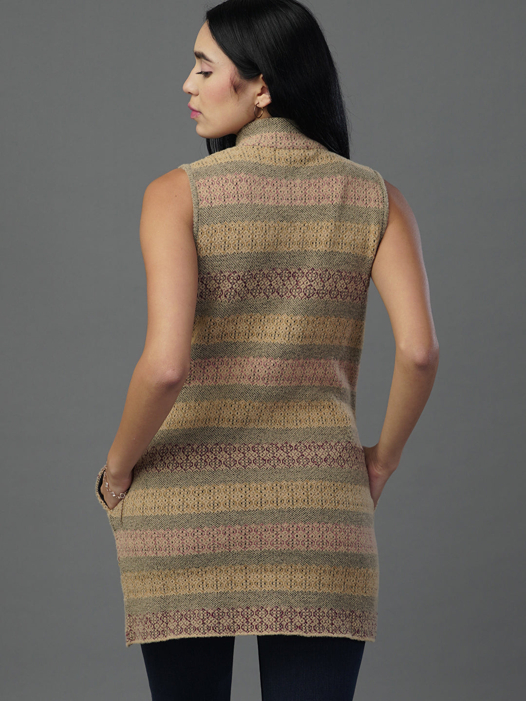 The Sandstone Heritage Jacquard