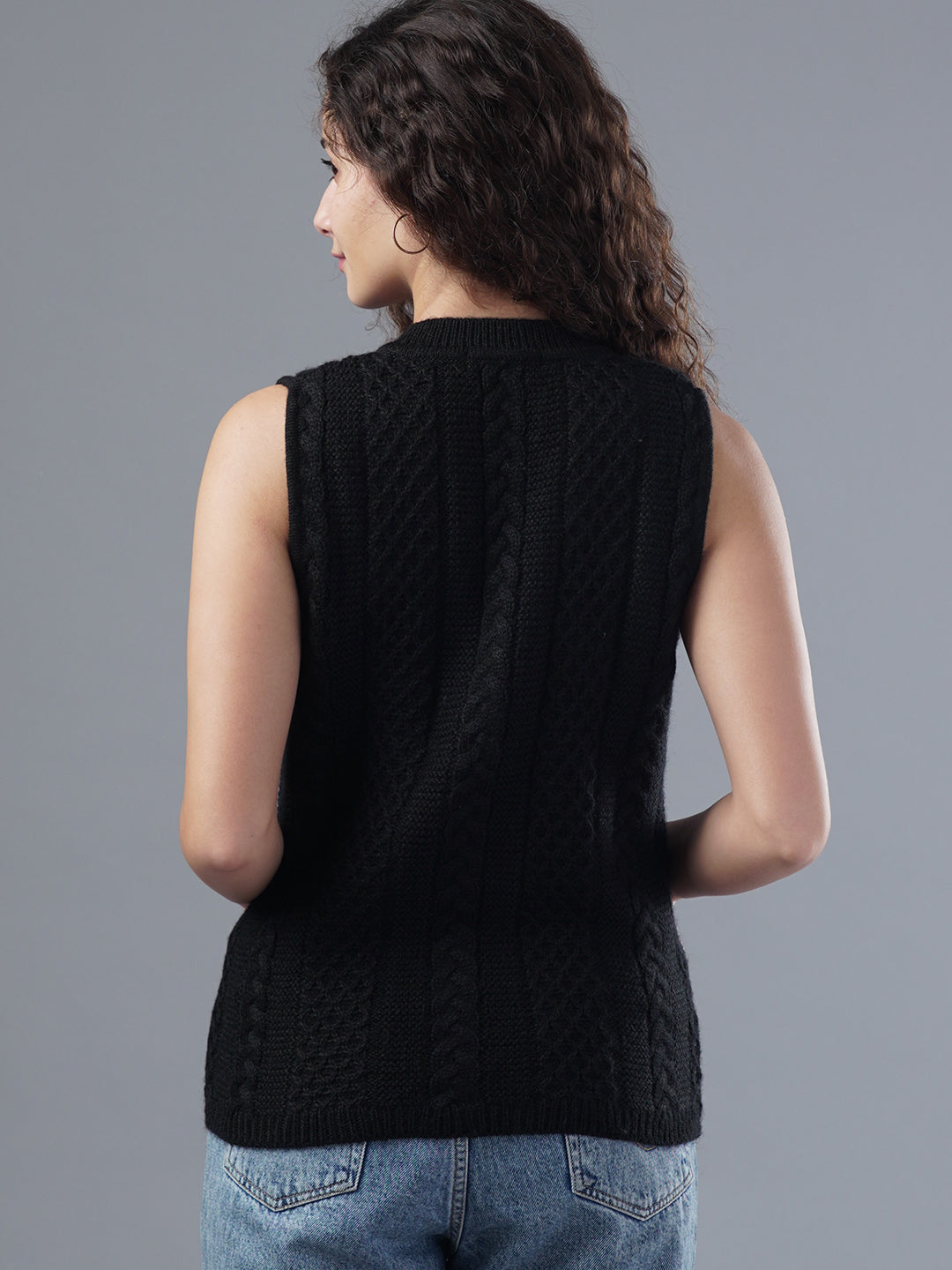 Virsa Timeless Cable Knit V-Neck Vest cardigan