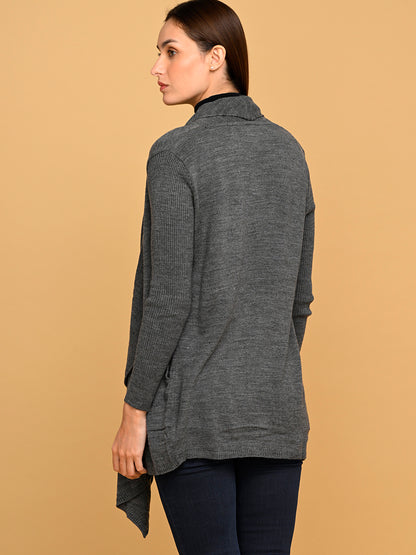 Virsa Savannah shrug