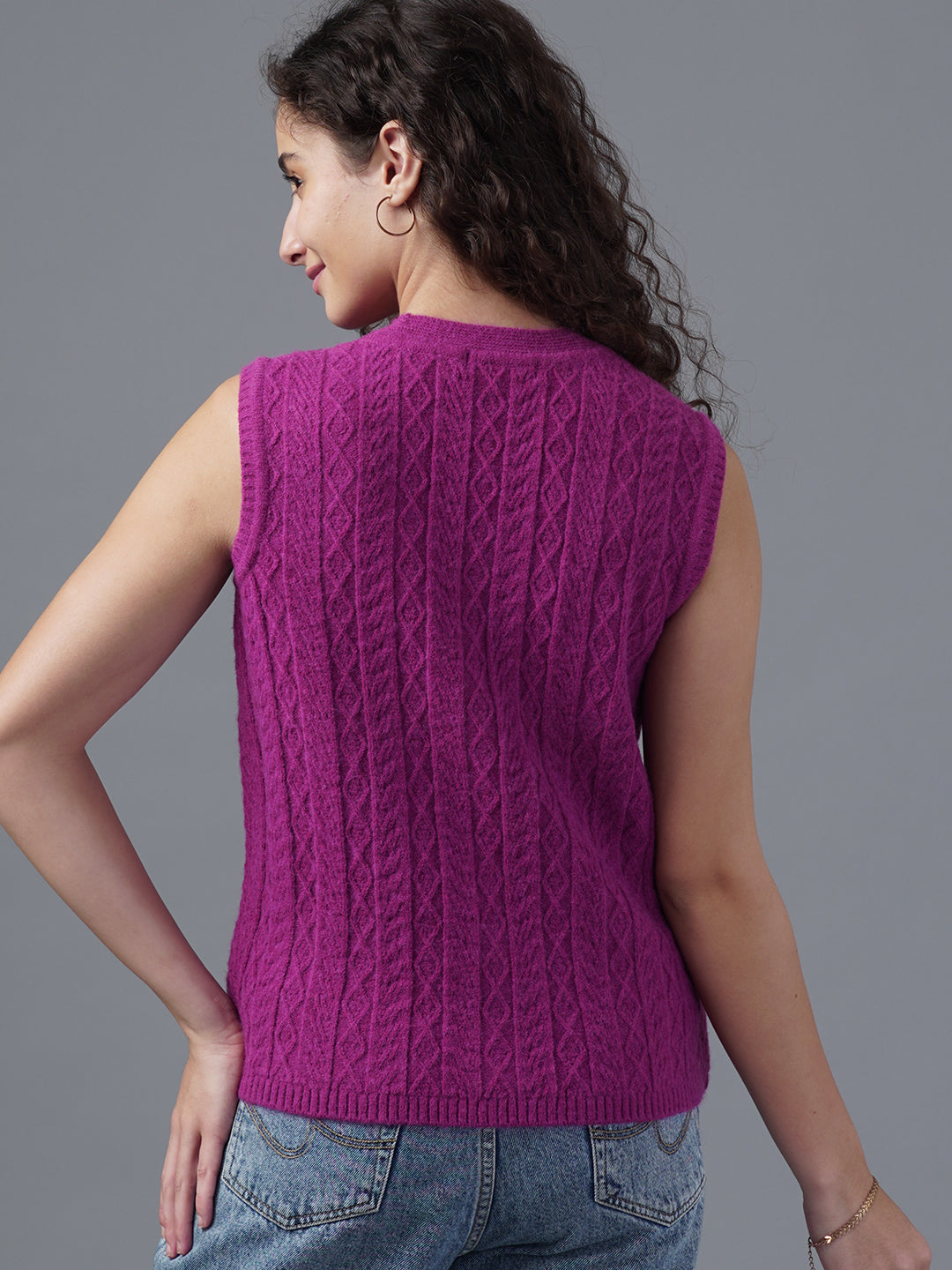 Virsa Timeless Cable Knit V-Neck Vest cardigan