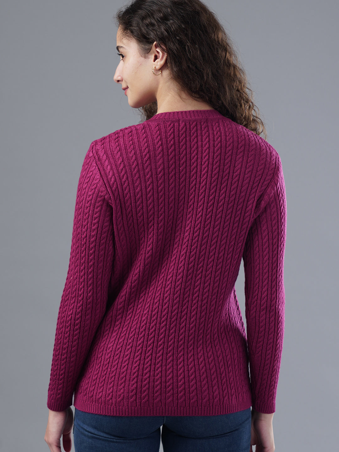 Virsa Classic V-Neck Cable Knit Cardigan