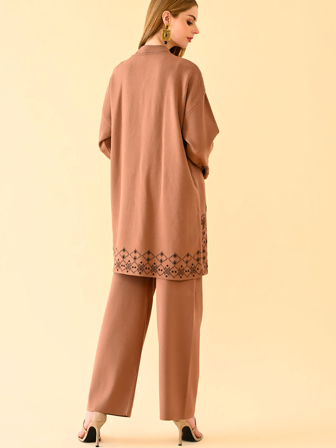 Contemporary Monotone Co-Ord Set