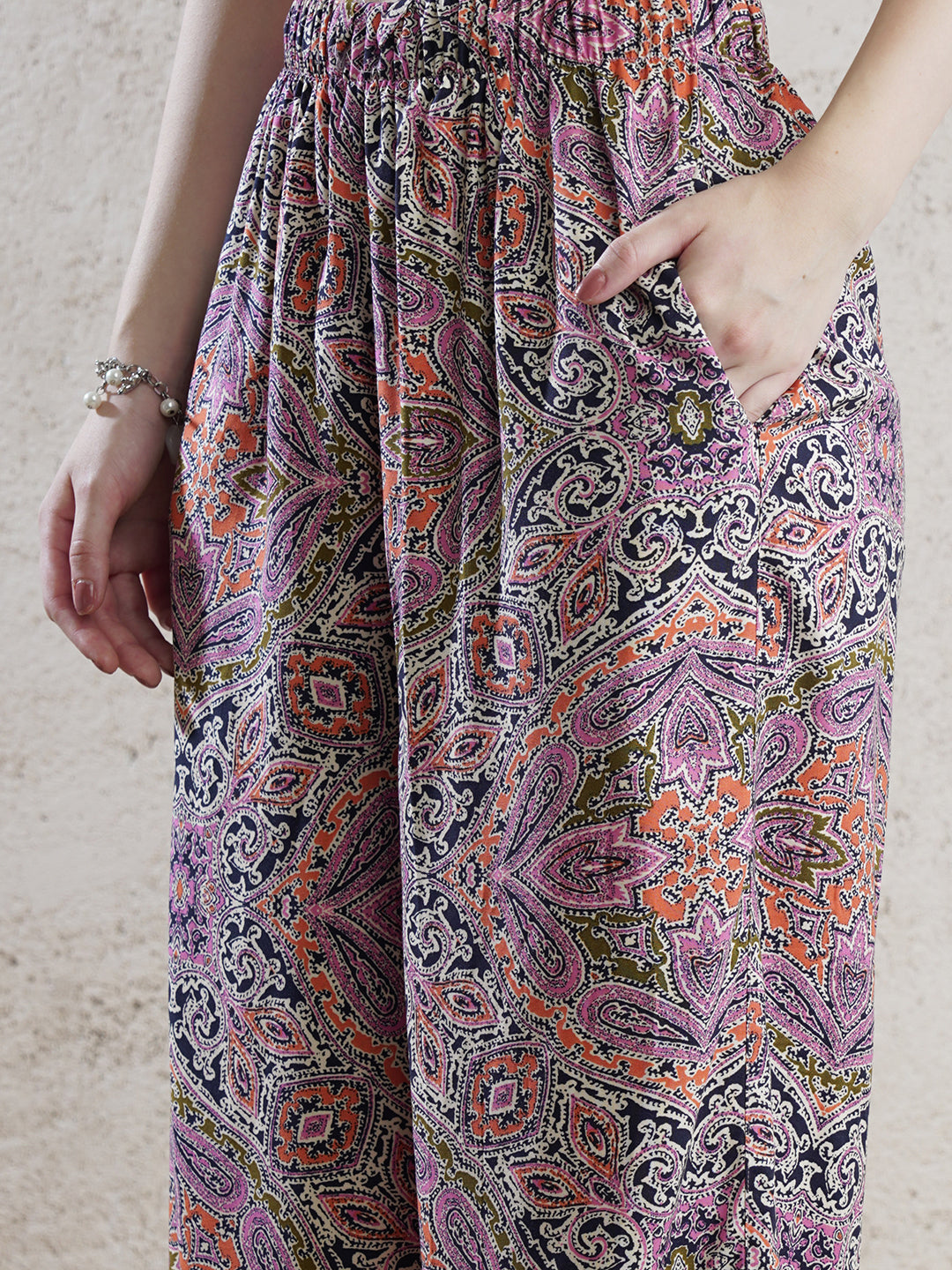 Goa Paisley Drift