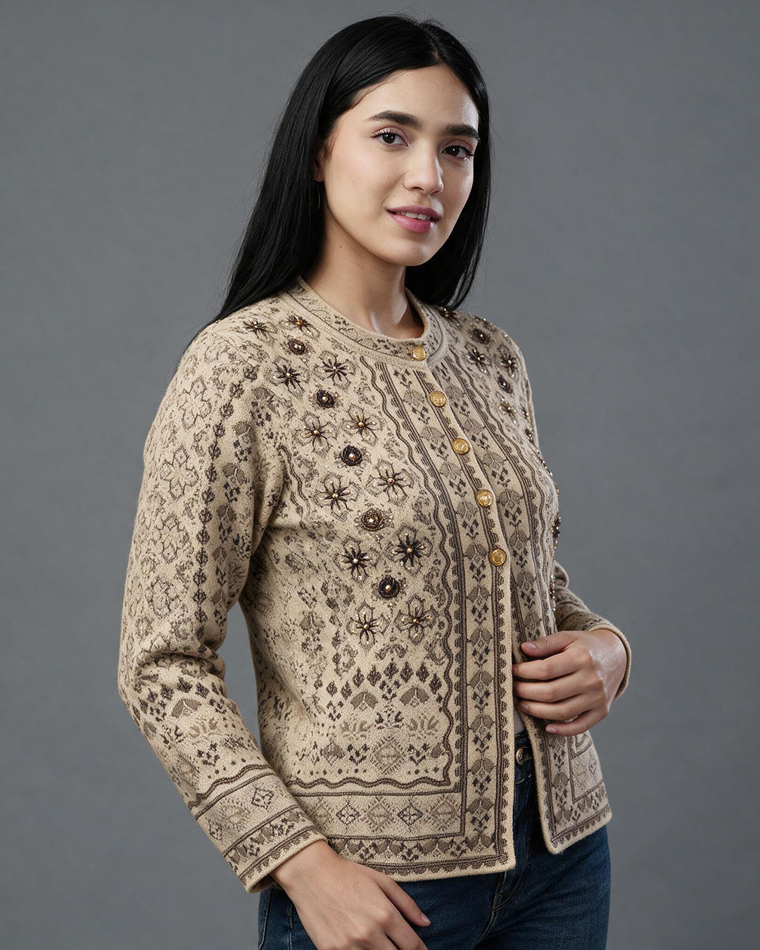 Virsa Embellished Round Neck Cardigan
